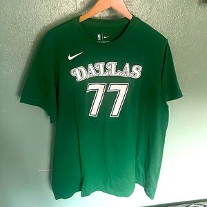 Nike Luka Dončić shirt